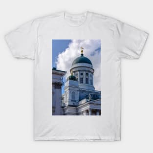 Main dome of white Helsinki Cathedral T-Shirt